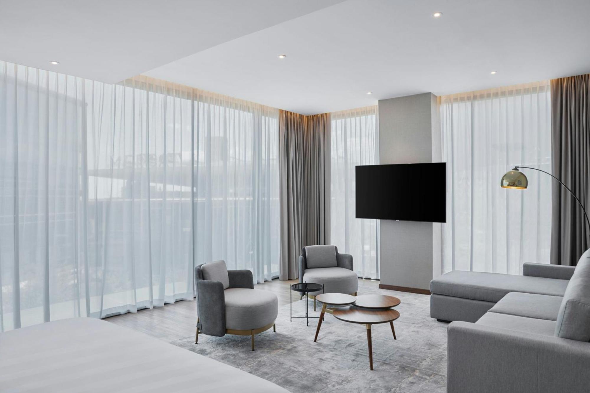 Ac Hotel By Marriott Сальтильо Экстерьер фото